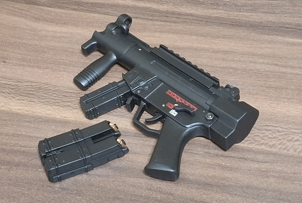 【受注製作】DD用1/3スケール サブマシンガン『MP5K』タイプモデル