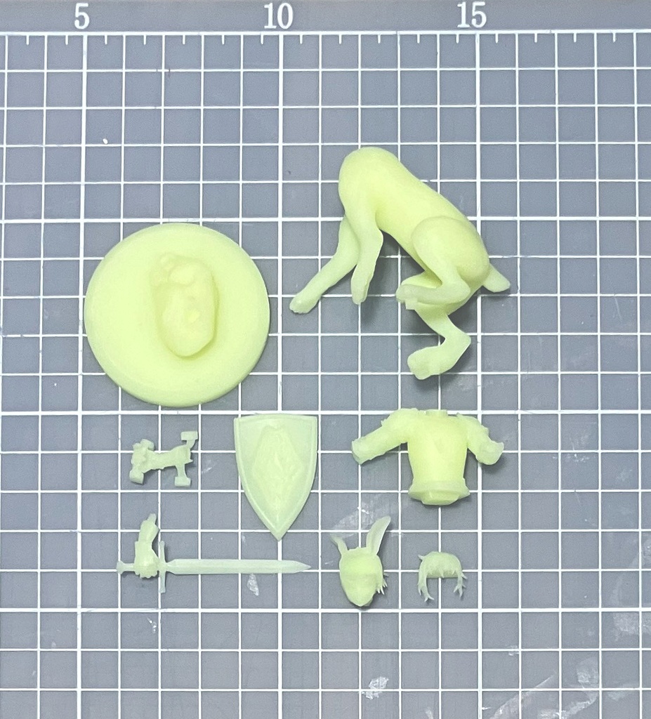 スフィンクス冒険者保険 コーネリア ミニチュア