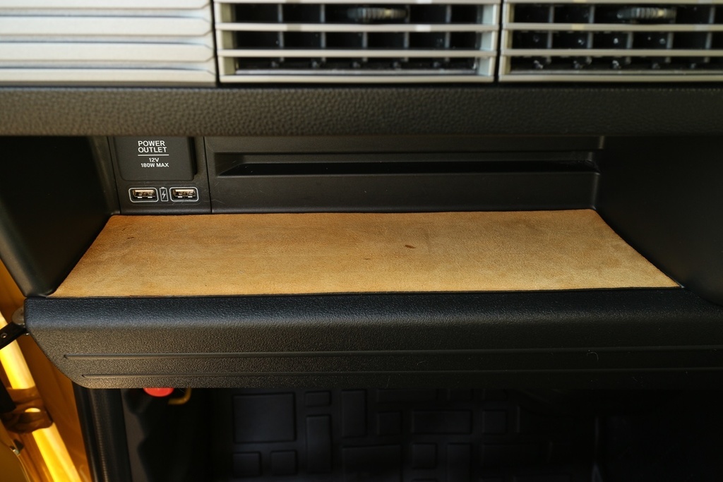 N-VAN グローブボックス用マット (側面なし)型紙