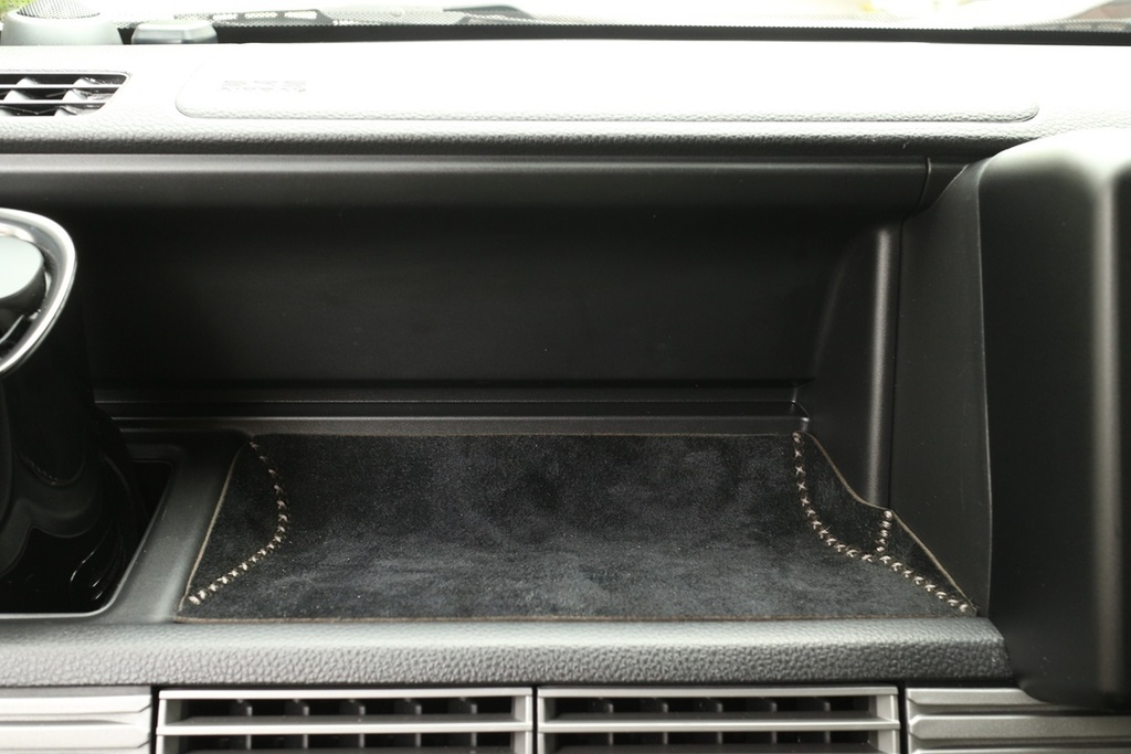 N－VANダッシュボード用マット（側面あり）型紙