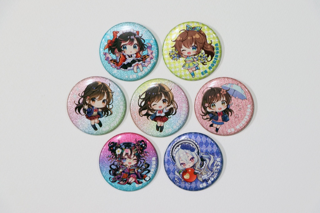 グリッター缶バッジ　全７種【ランダム販売】