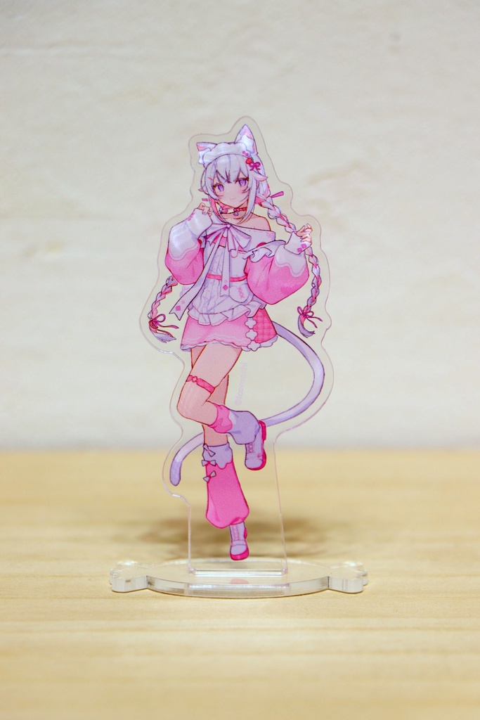 イコモチ　アクリルスタンド　みしろ