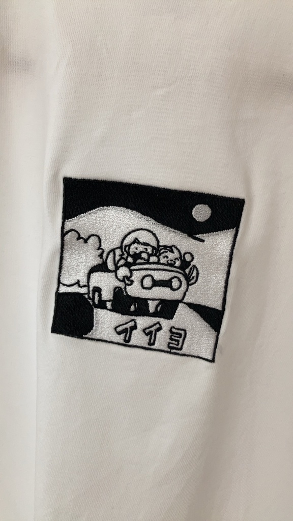 イイヨ刺繍Tシャツ