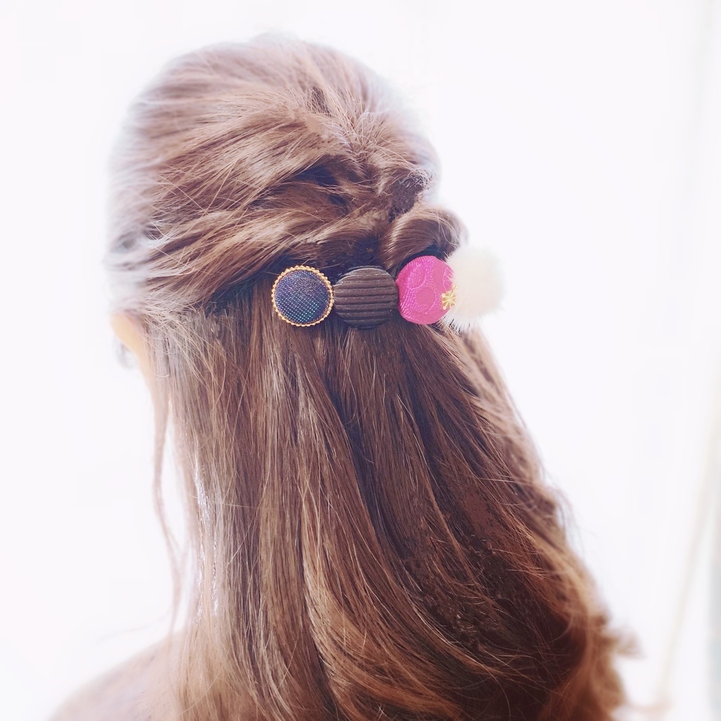 刀ミュ 千子村正イメージくるみボタンバレッタ