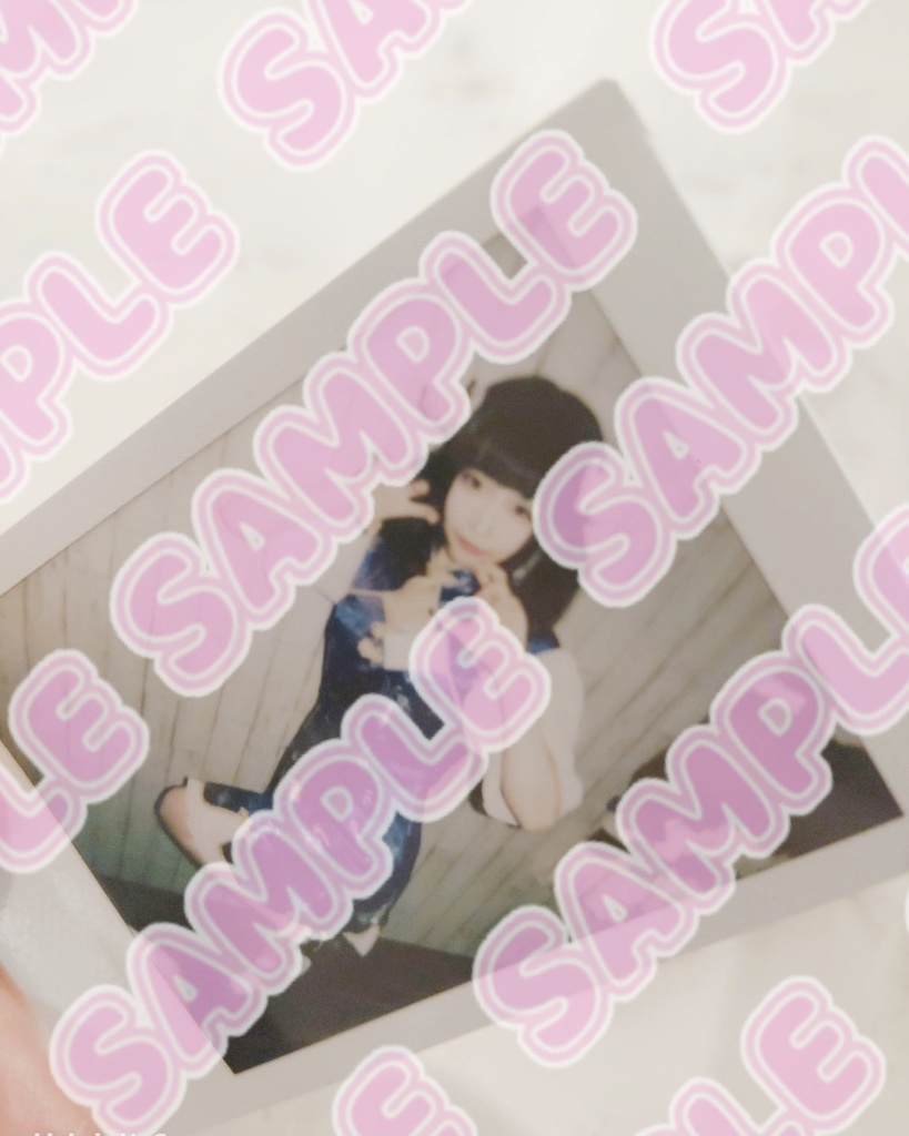 衣装が選べる!着せ替えみるくたんチェキ