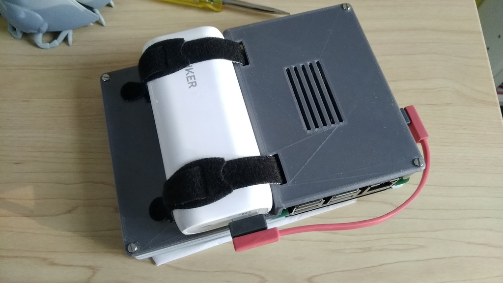 HyperKeyboardPI用バッテリーホルダ付きバックパネル(STLデータ)