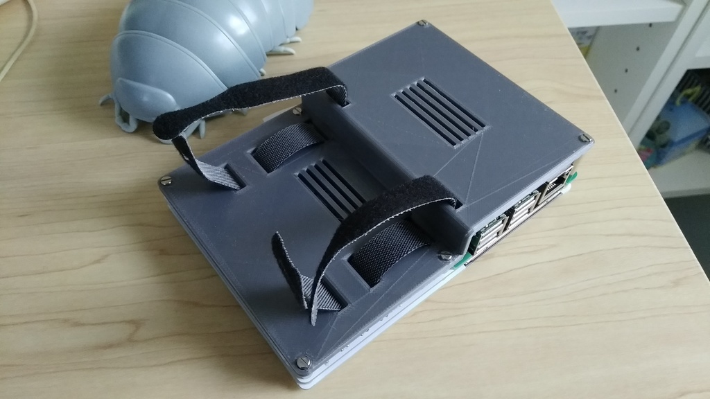 HyperKeyboardPI用バッテリーホルダ付きバックパネル(STLデータ)