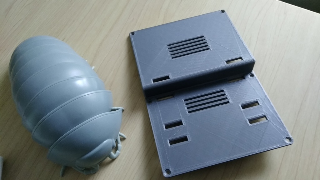 HyperKeyboardPI用バッテリーホルダ付きバックパネル(STLデータ)