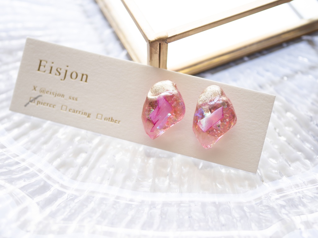 Isシリーズ 交際部ピアス・イヤリング