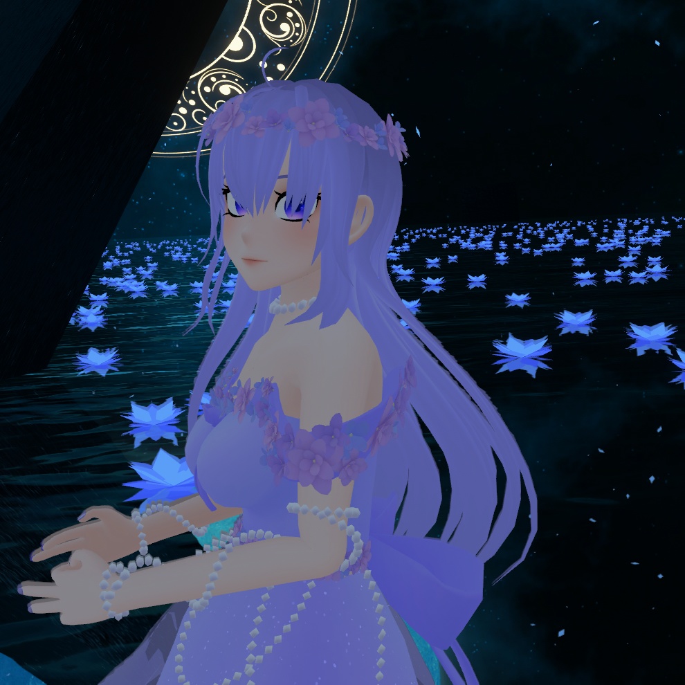 Ceceile VRChat avatar