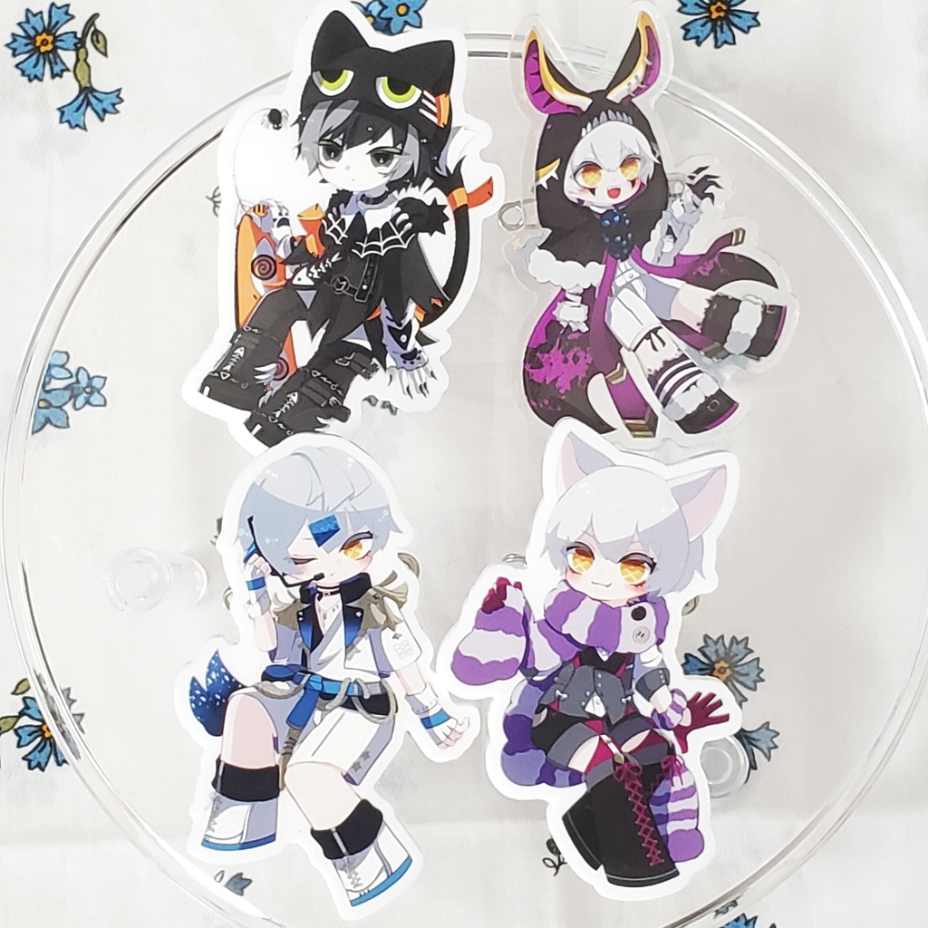 #コンパス アクリルバッジ