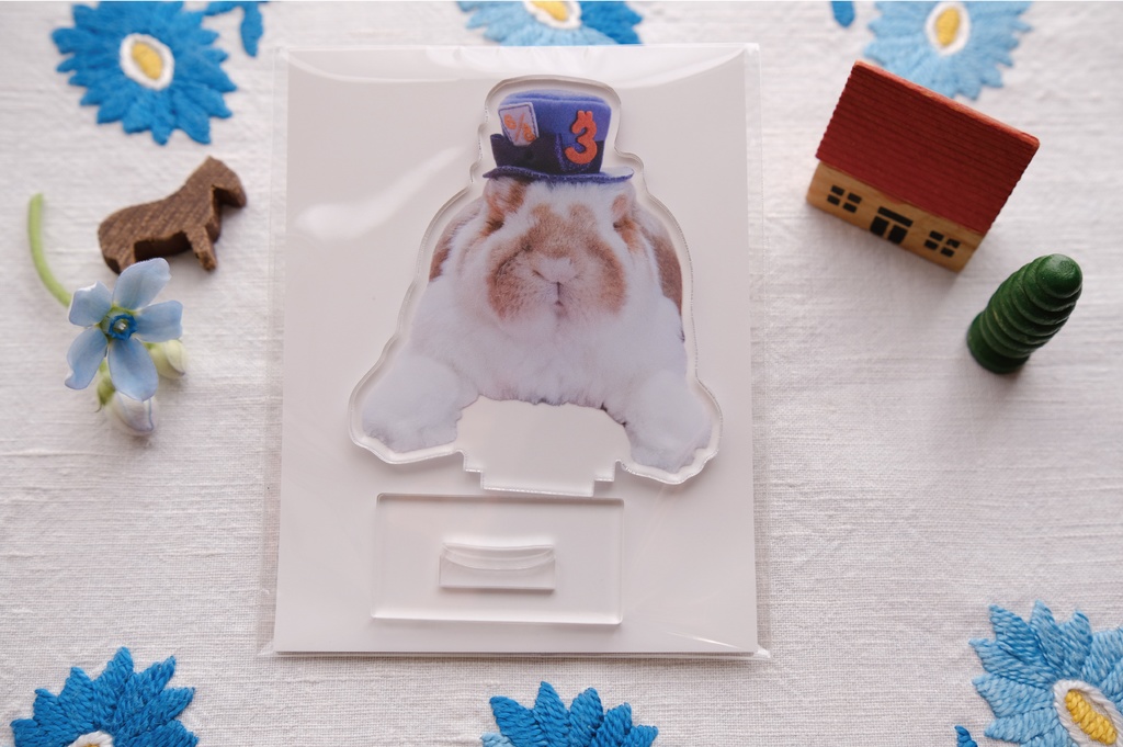 シルクハットのがじゅまるちゃんアクリルスタンド