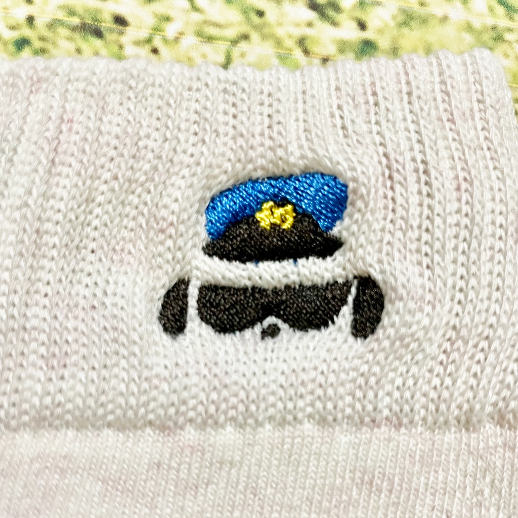 大門兄弟くつした