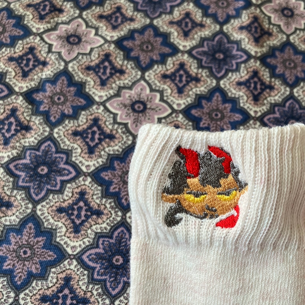 【万聖街】刺繍靴下/ニック&リンセット