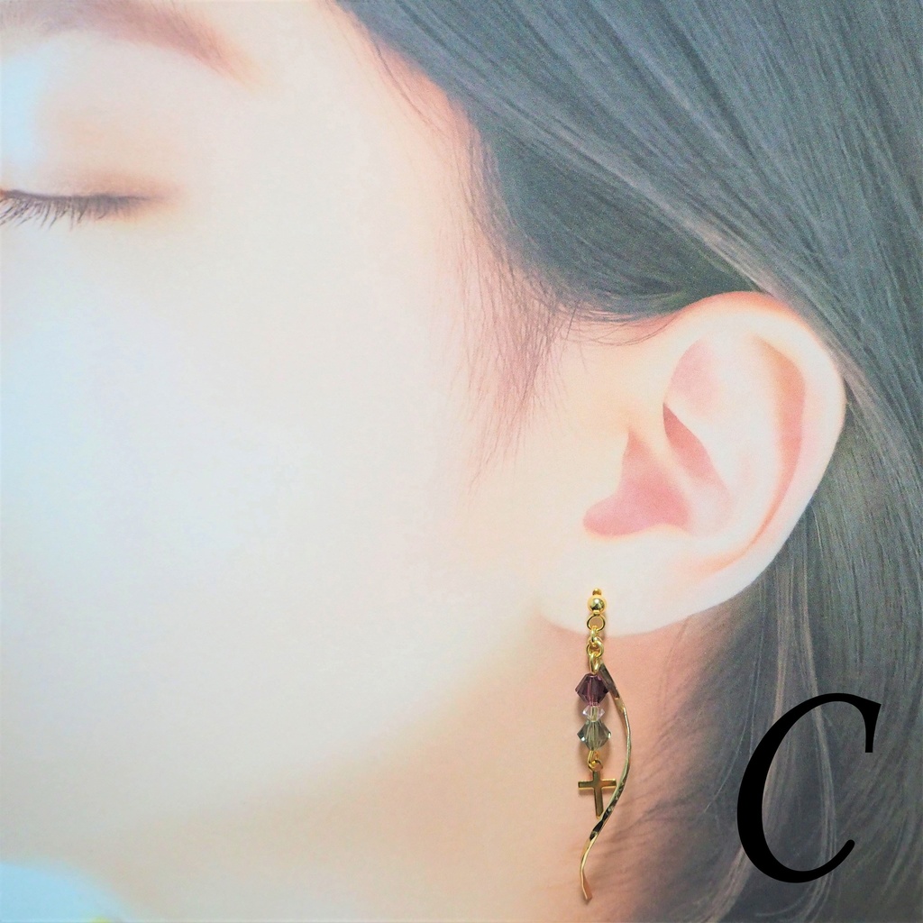 零晃イメージピアス