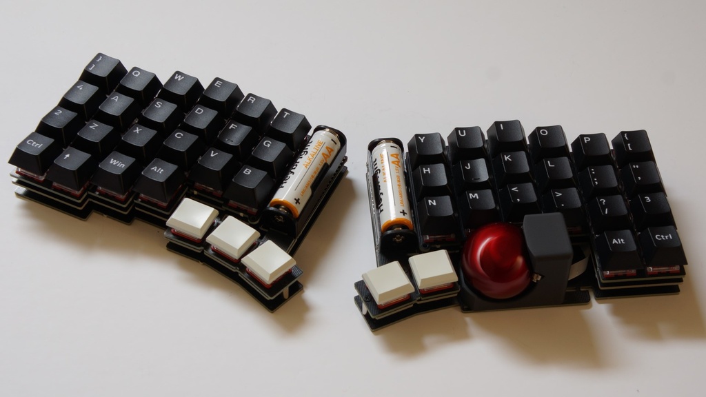 torabo-tsuki トラックボール付き無線分割キーボードキット