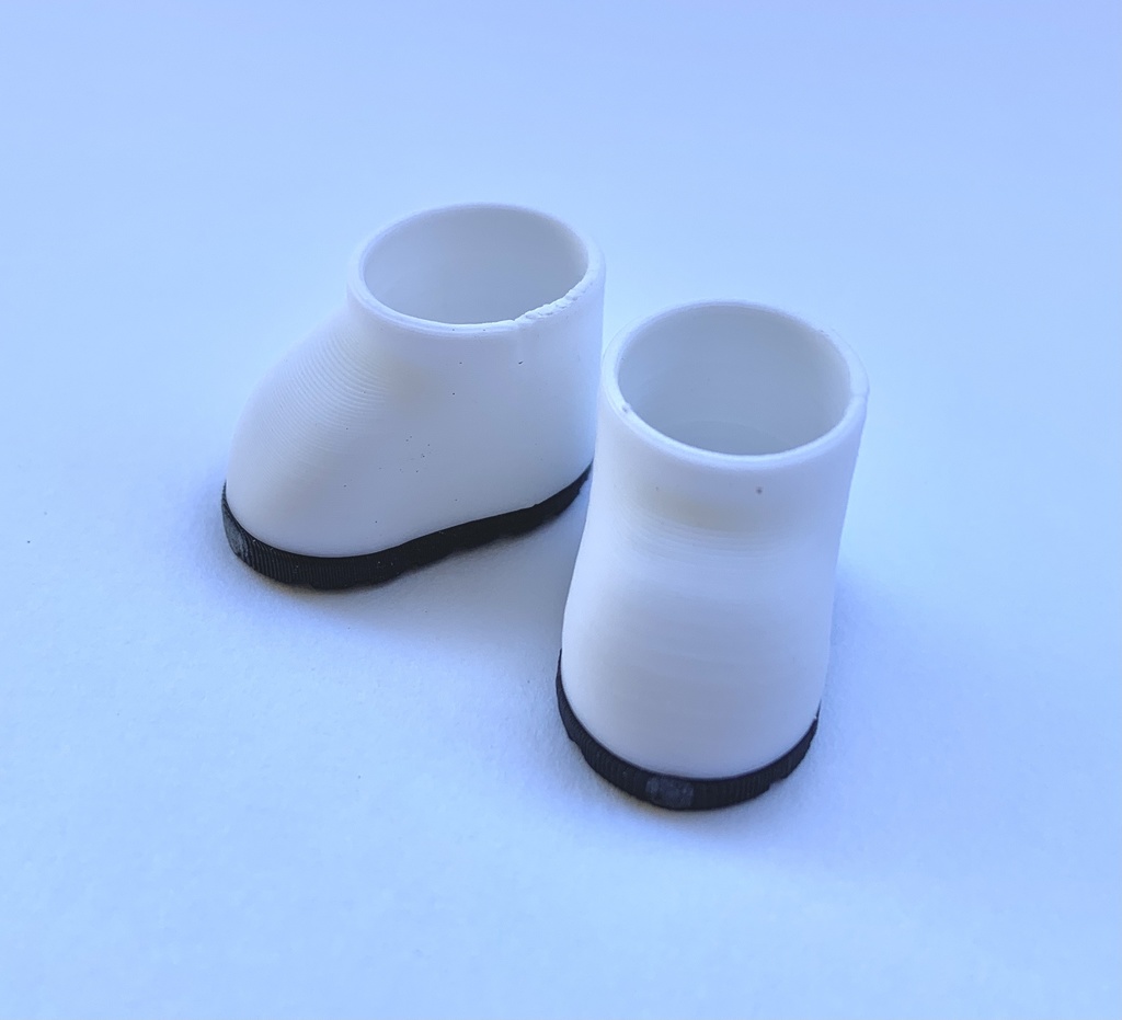 白黒大きめ靴【新サイズ】