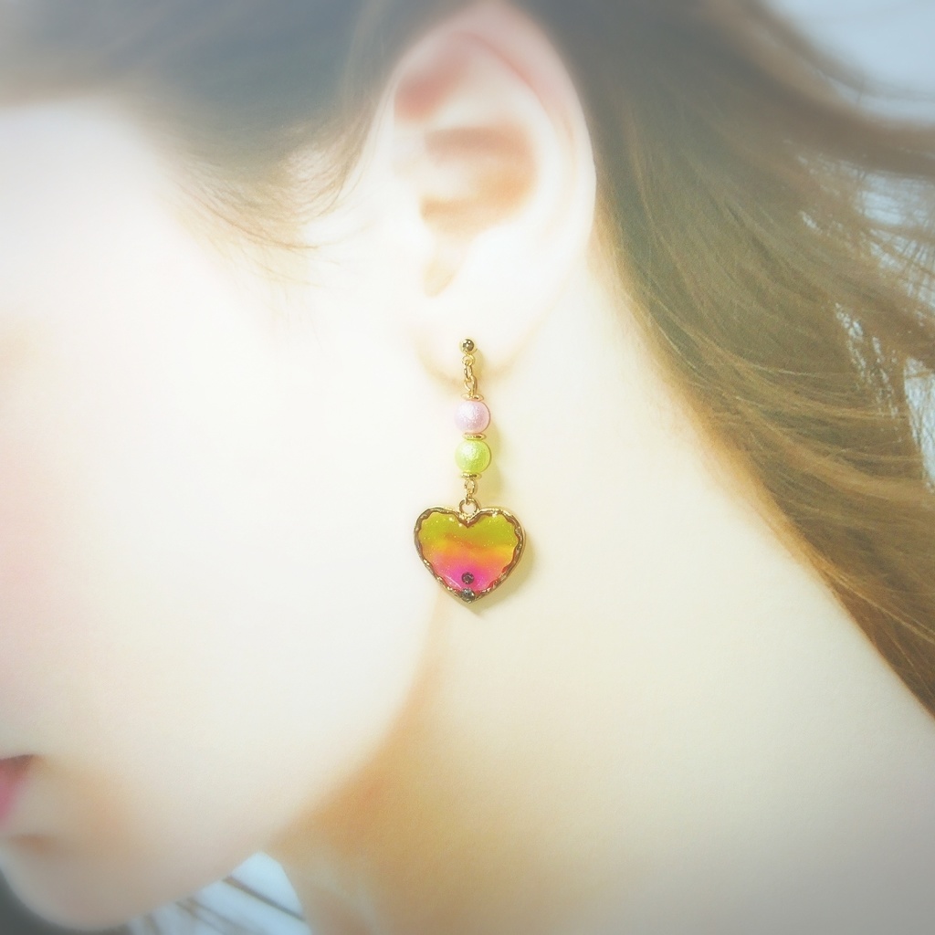 【鬼滅】甘露寺蜜璃 イメージ アクセサリー ピアス