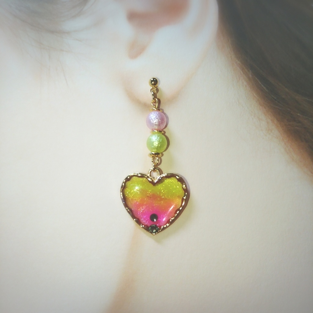 【鬼滅】甘露寺蜜璃 イメージ アクセサリー ピアス