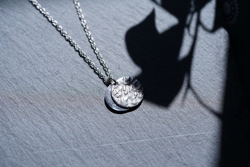 Jewelry+Single『MOON/月蝕』