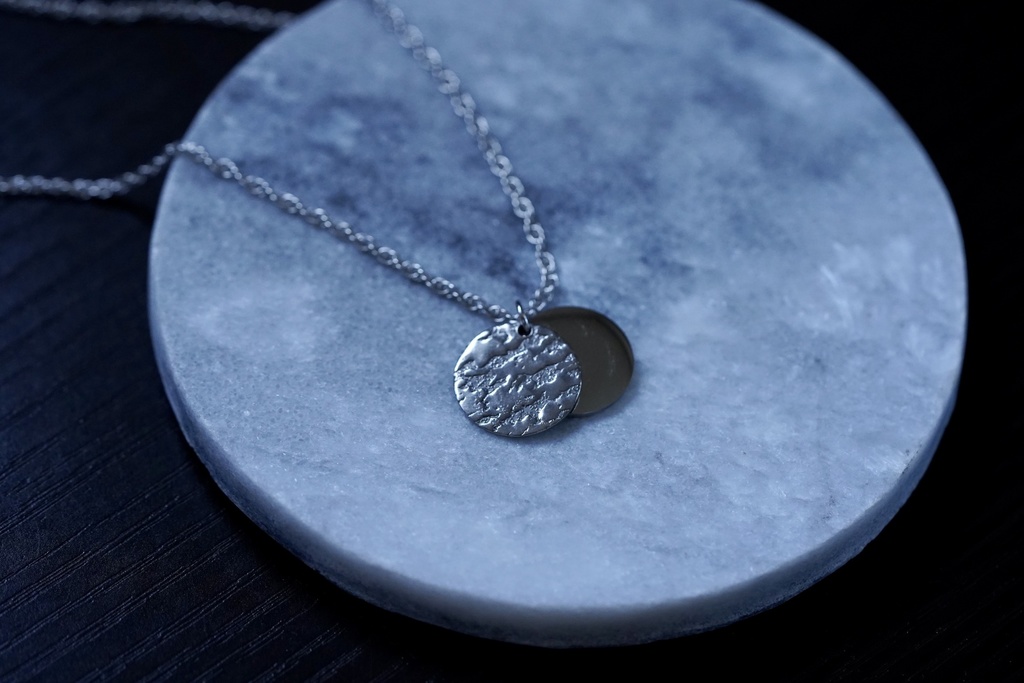 Jewelry+Single『MOON/月蝕』