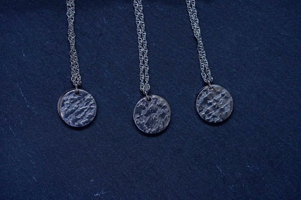 Jewelry+Single『MOON/月蝕』