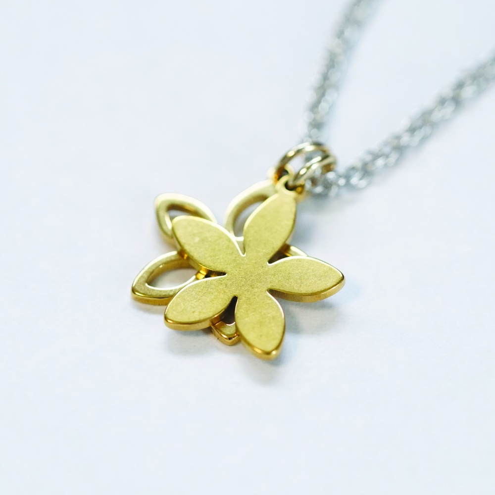 STAR FLOWER NECKLACE