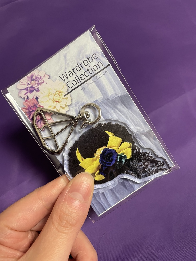 衣装アクリルキーホルダー