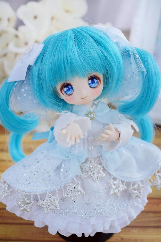 🩵4㌅カラフルツインテール【花緑青】