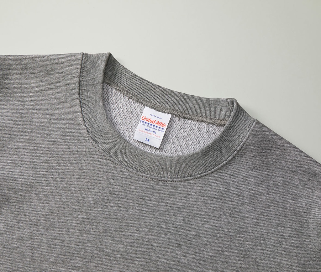 elly ciara スウェットトレーナー