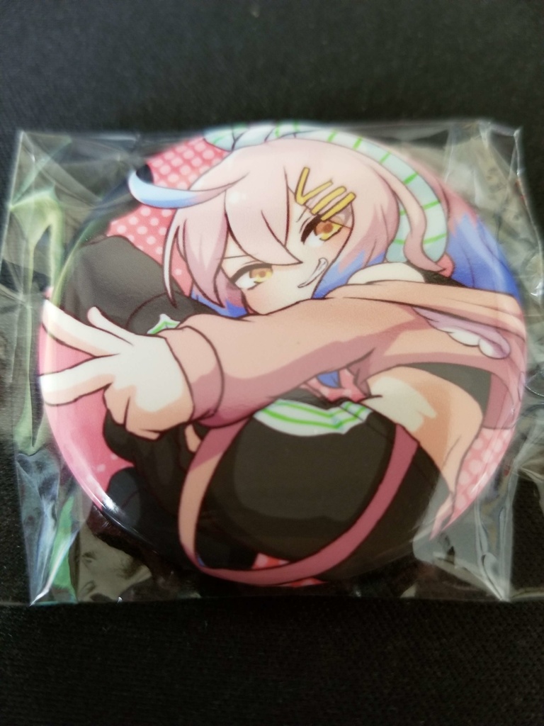 尾張なな缶バッジ「新衣装」