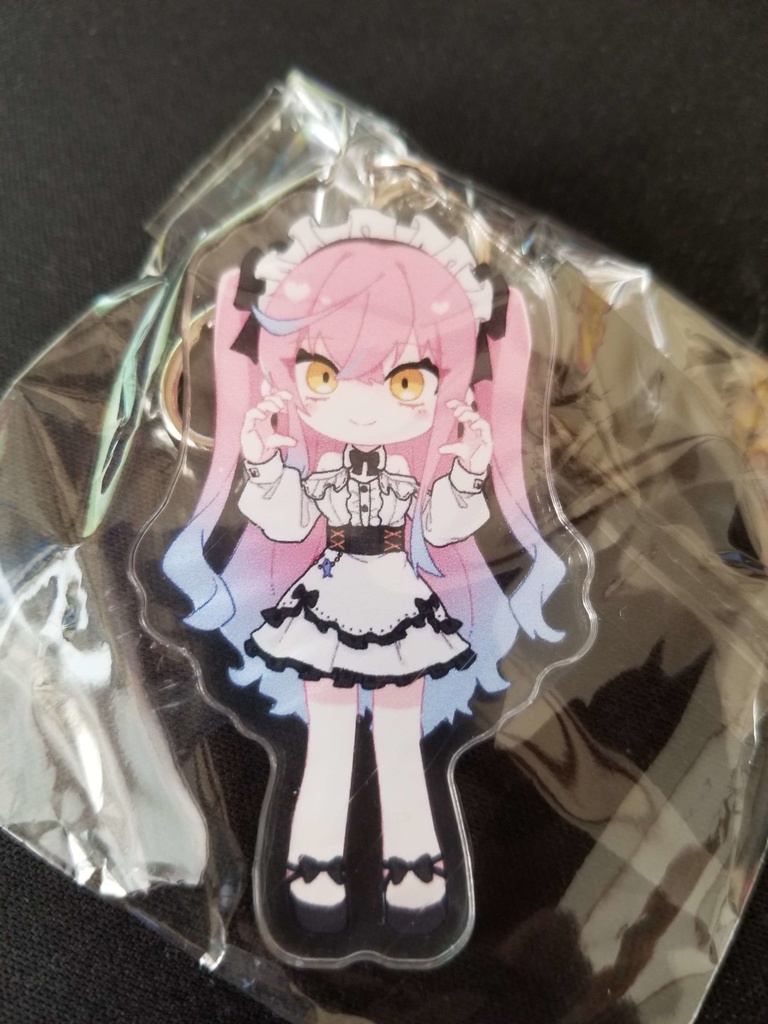地雷系メイド尾張ななアクリルキーホルダー