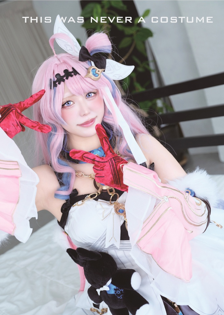 THIS WAS NEVER A COSTUME 冊子版