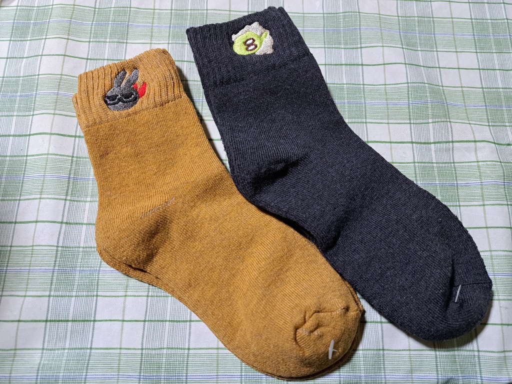 【刺繍靴下】