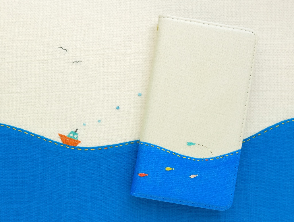 海にゆこうよ！ 手帳型スマホケース ベルトなし　【 海 夏 ストラップホール iPhone 】 