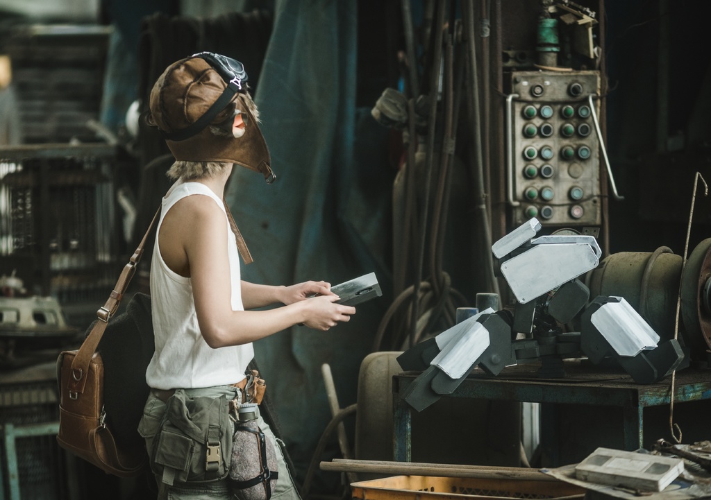 LOST WORLD-エオと鈍色の記憶