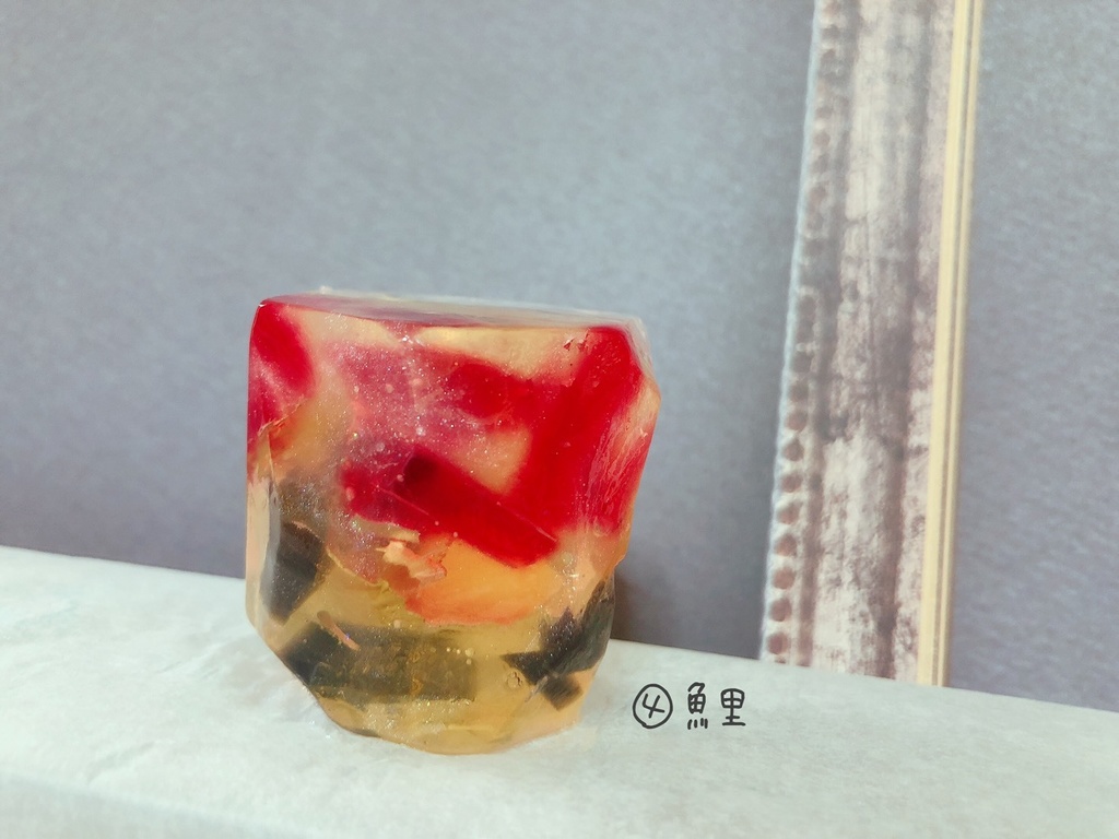 【宝石石鹸】個性派宝石のカケラたち