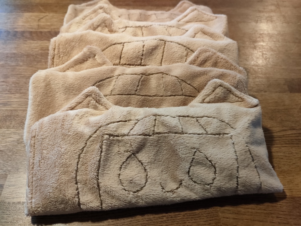 キグルミちゃん小豆アイピロー