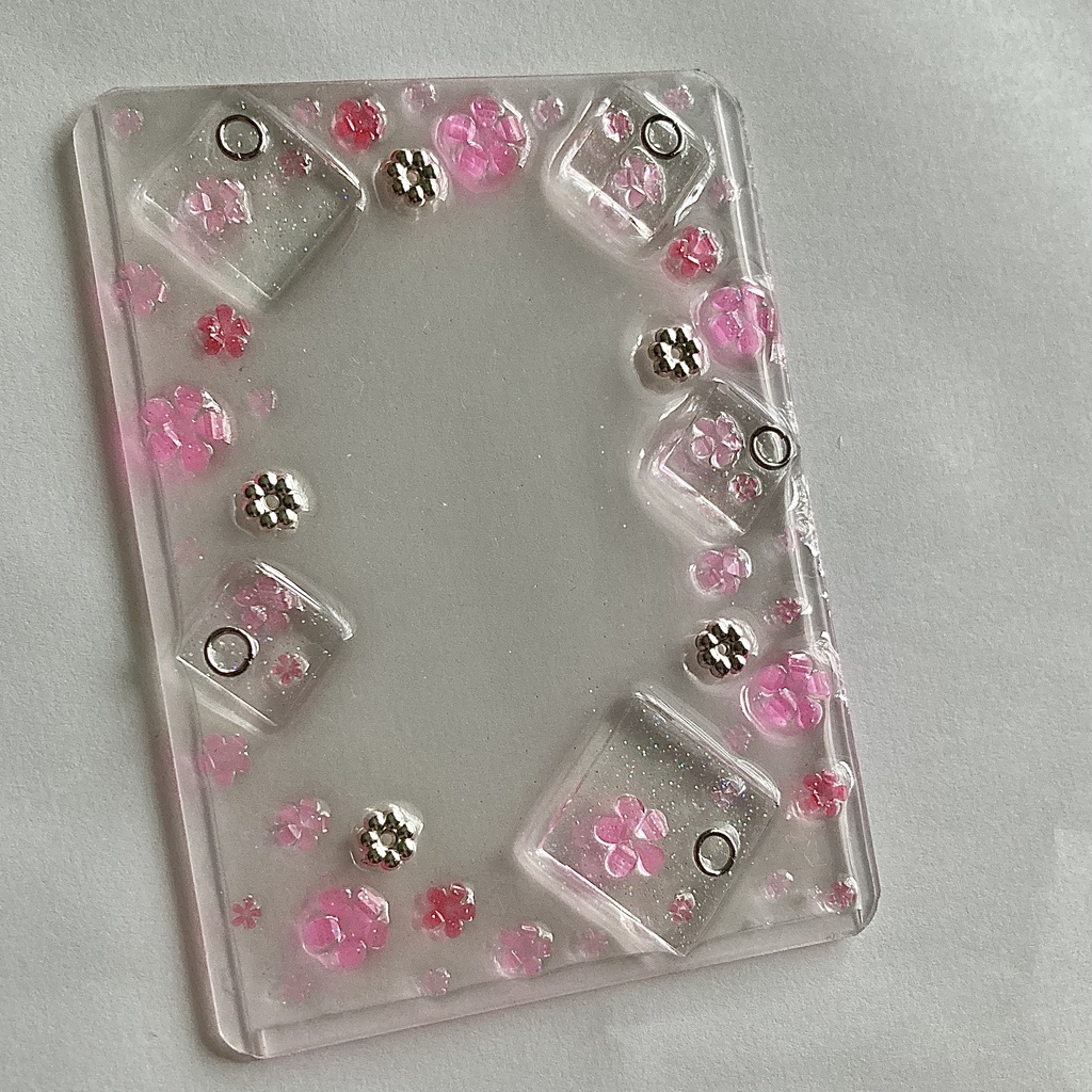 17.トレカケース