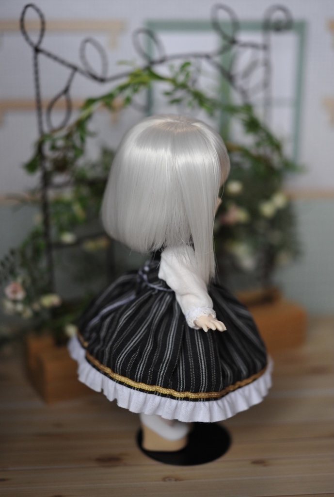 4インチウィッグ 前下がりふんわりボブ