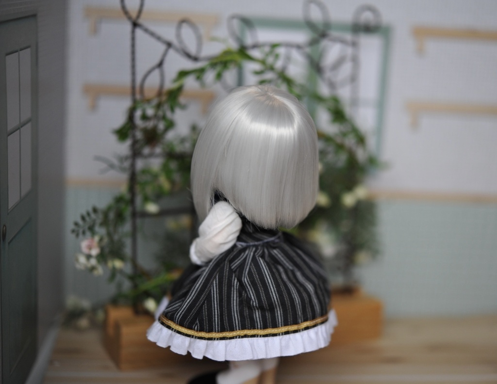 4インチウィッグ 前下がりふんわりボブ