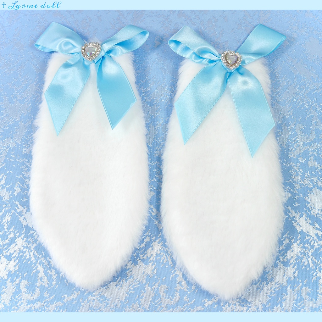 【完成品/過去製作品/⚠️ヘアクリップ少し錆び有り】《☥》たれうさ耳リボンヘアクリップ(カラー▷白×水色)