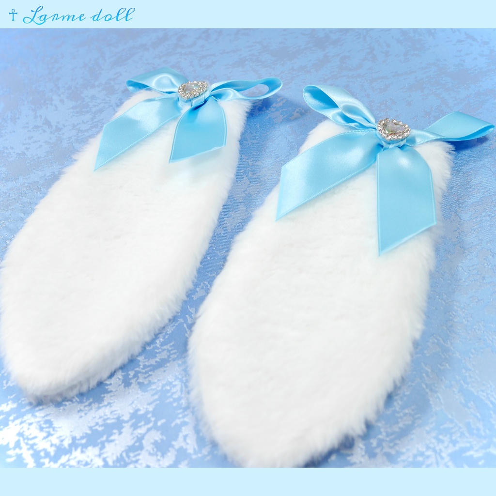 【完成品/過去製作品/⚠️ヘアクリップ少し錆び有り】《☥》たれうさ耳リボンヘアクリップ(カラー▷白×水色)