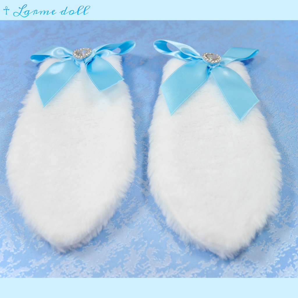 【完成品/過去製作品/⚠️ヘアクリップ少し錆び有り】《☥》たれうさ耳リボンヘアクリップ(カラー▷白×水色)