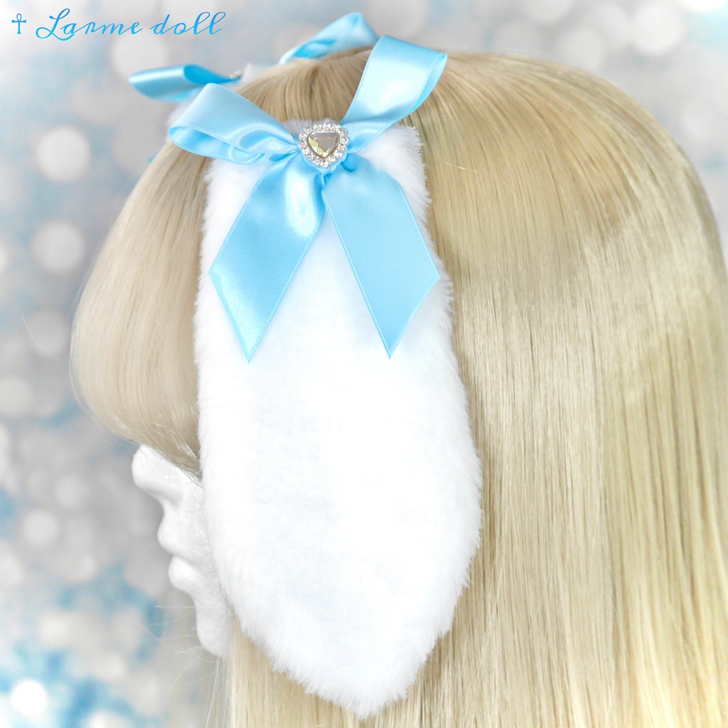 【完成品/過去製作品/⚠️ヘアクリップ少し錆び有り】《☥》たれうさ耳リボンヘアクリップ(カラー▷白×水色)