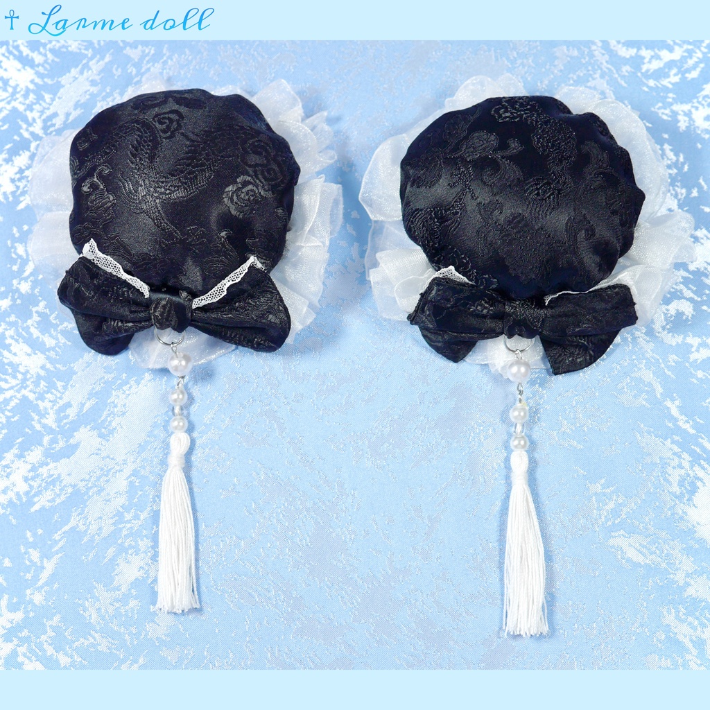 【完成品】【一点物】《☥》タッセル付き チャイナお団子カバー カラー▷黒×白