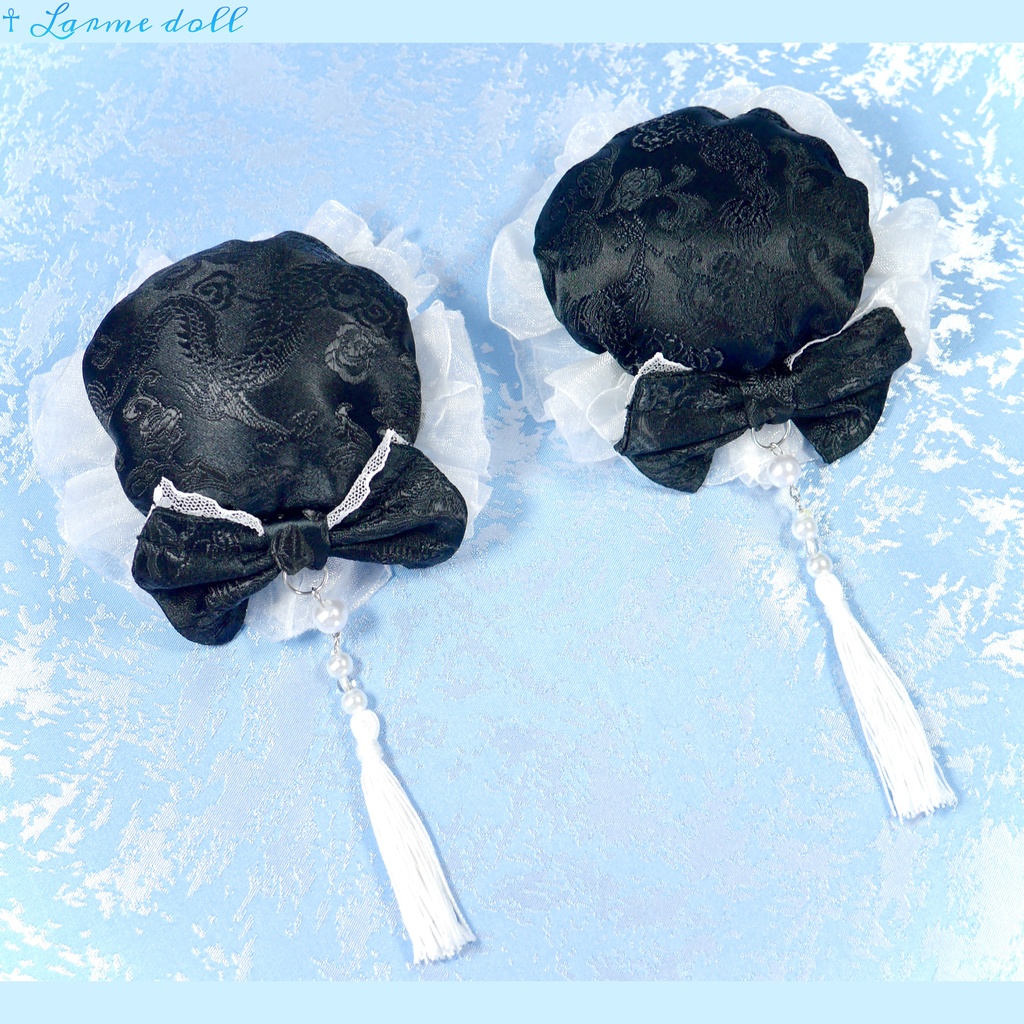 【完成品】【一点物】《☥》タッセル付き チャイナお団子カバー カラー▷黒×白