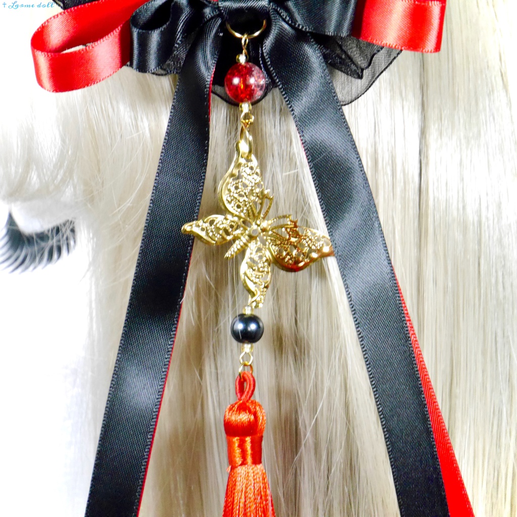 【受注生産】《☥》ダブルリボンタッセル付きお団子カバー カラー▷黒×赤 (接合パーツ、蝶チャームゴールドカラーVer.)