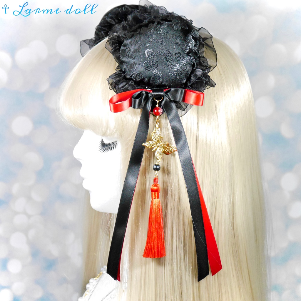 【受注生産】《☥》ダブルリボンタッセル付きお団子カバー カラー▷黒×赤 (接合パーツ、蝶チャームゴールドカラーVer.)