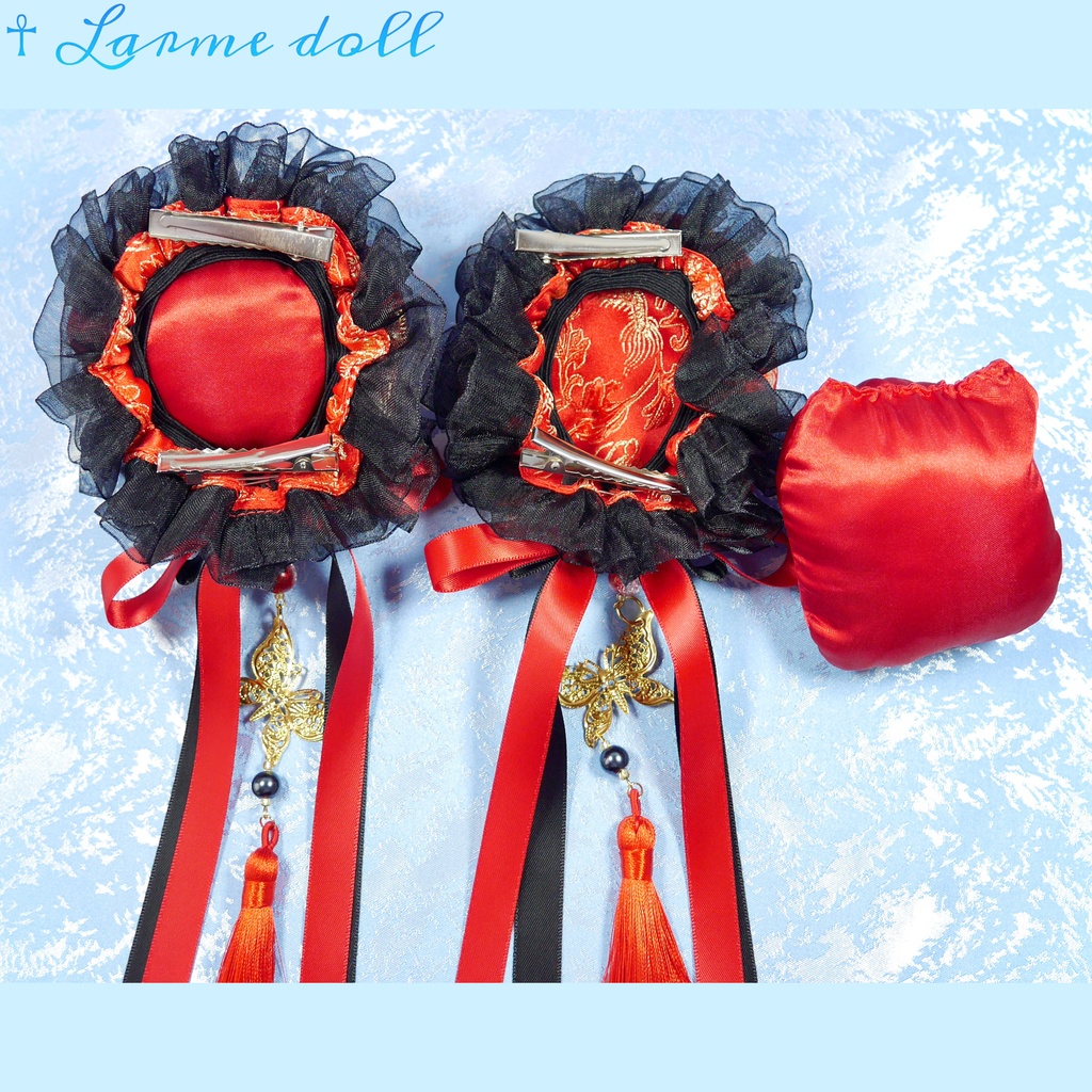 【受注生産】《☥》ダブルリボンタッセル付きお団子カバー カラー▷赤×黒 (接合パーツ、蝶チャームゴールドカラーVer.)